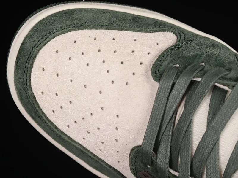 All Categories Air Jordan Jordan Series Basketball Shoes Air Jordan 1 Low Travis Scott x Air Jordan 1 Low OG AJ1 Joe 1 Reversed Overhook Joint Style Casual Sports Basketball Shoes DM7866-686